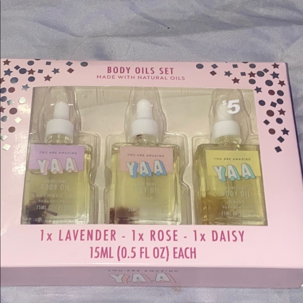 Y.A.A. 3 BODY OILS LAVENDER ROSE & DAISY BRAND NEW